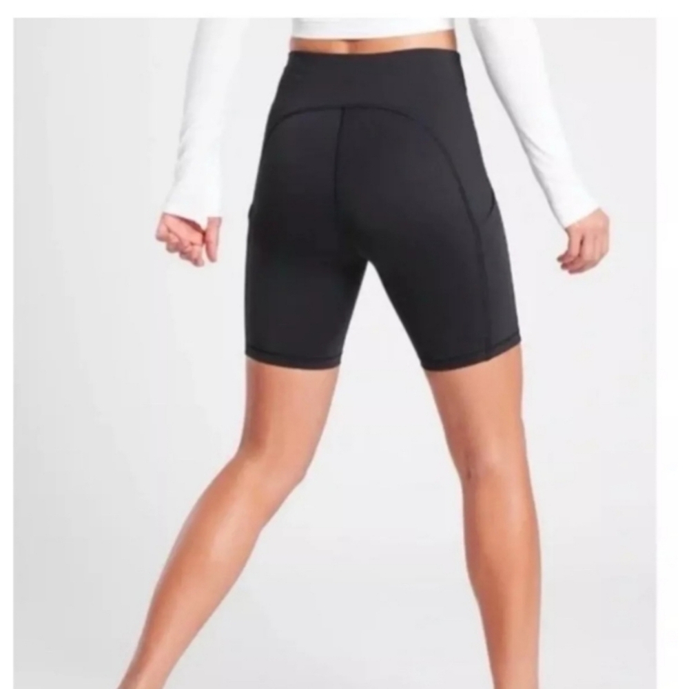 Athleta Black Athletic Shorts for Performance - Picture 8 of 13